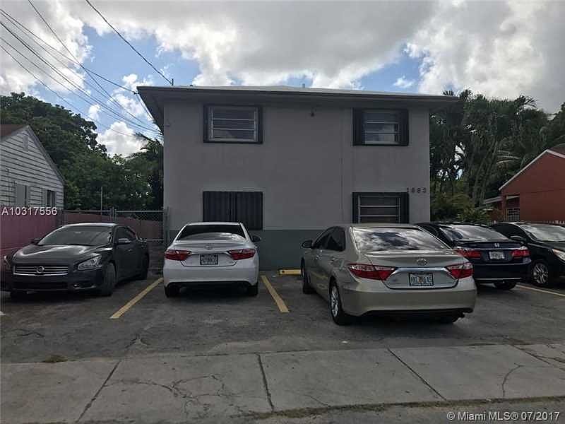 1st image of 1883 NW 20th Ave