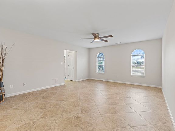 4th image of 4285 Parkway Ln. #4285