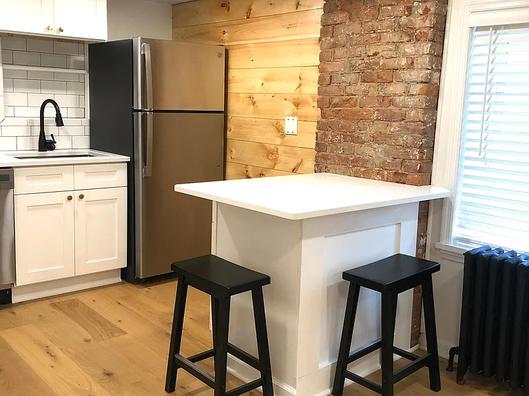 62 Caroline St #2 — Photo 4
