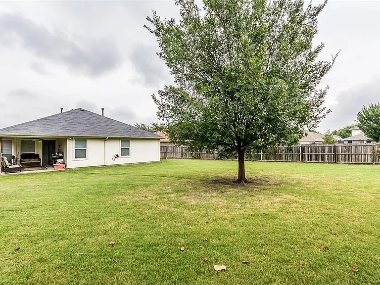 9809 Coolidge Dr — Photo 23
