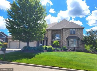 6102 Creek Ridge Ct, Minnetonka, MN 55345