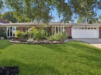 813 Overhill Ct, Hurst, TX, 76053