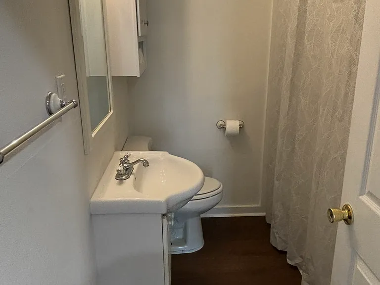 195 Herman St — Photo 9