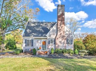 3525 Grandin Rd SW, Roanoke, VA 24018