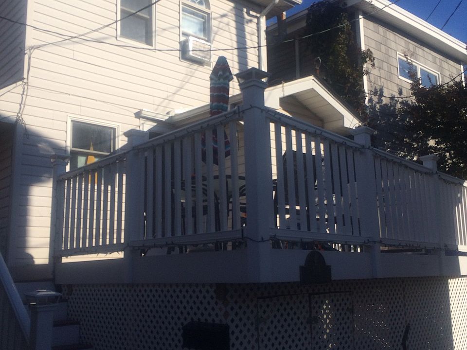1st image of 374 Seabreeze Ave