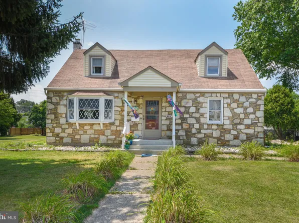 522 Corinthian Ave, Hatboro, PA 19040