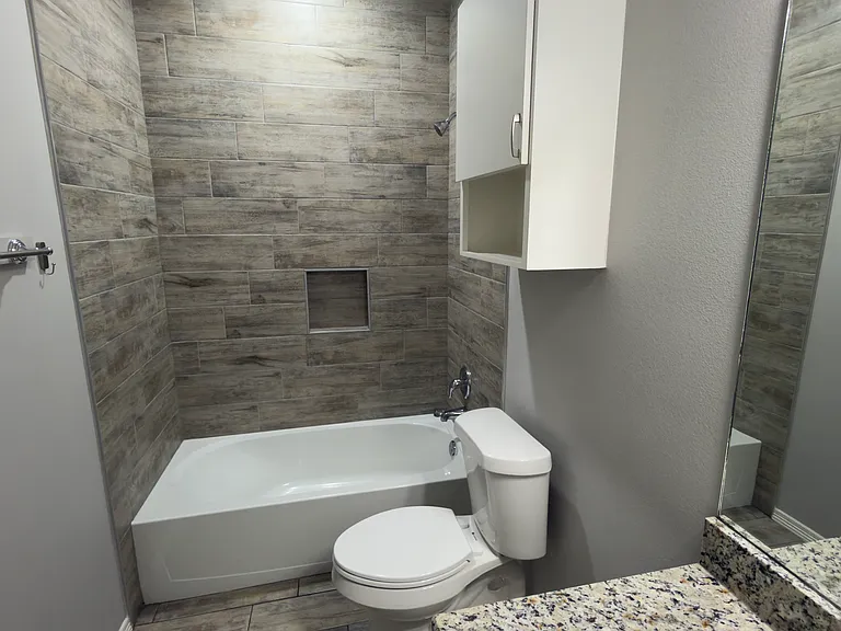 1404 W Heritage Dr #2 — Photo 19