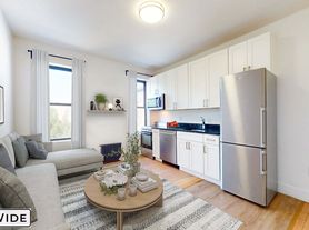 442 Decatur St