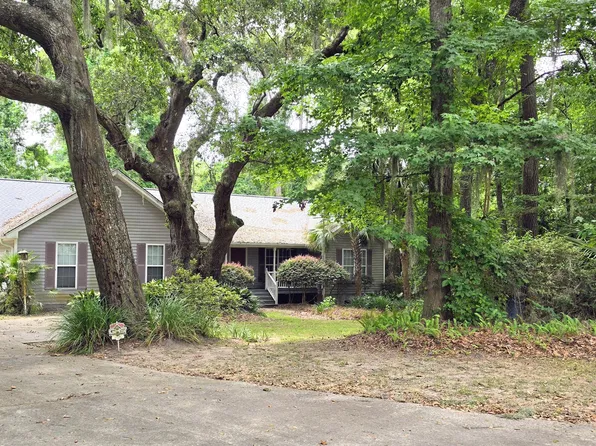 209 Stuart Town Road, Beaufort, SC 29902