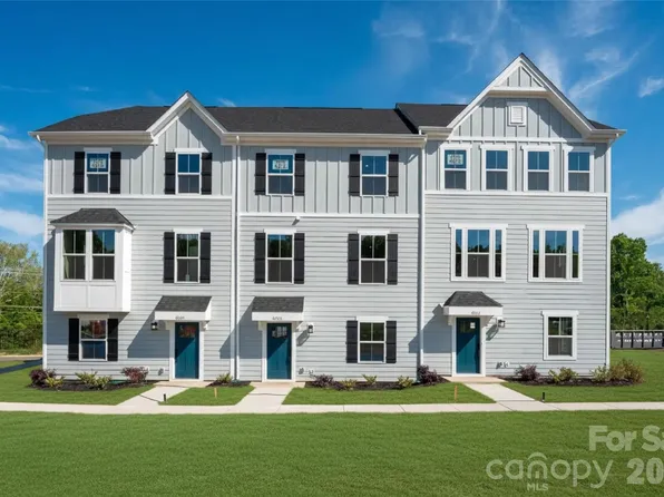 6004 Blue Ridge Oak Rd, Charlotte, NC 28278