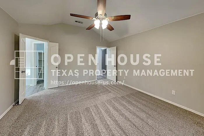 8705 Sunset Trace Dr — Photo 8