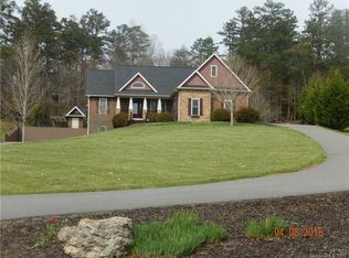 16 Ridge Glenn, Leicester, NC 28748