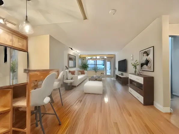 245 East 87th Street 4D image 1 of 25