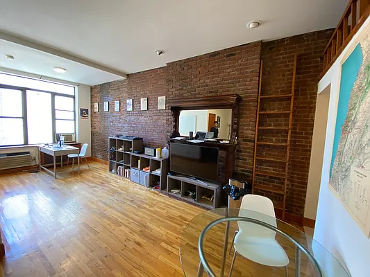 Rented by Guidance Realty Corp. | media 7