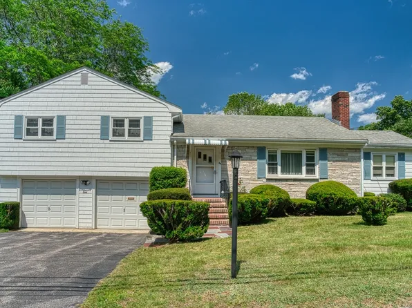44 Ridgewood Rd, Milton, MA 02186