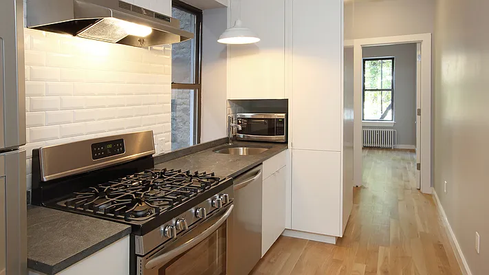 Rented by Nooklyn NYC LLC | media 1