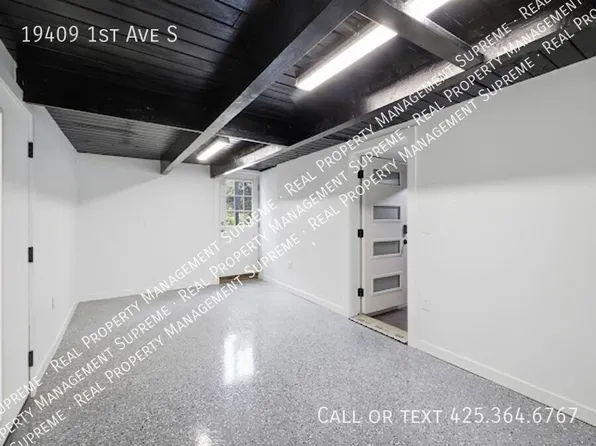 19409 1st Ave S, Normandy Park, WA 98148