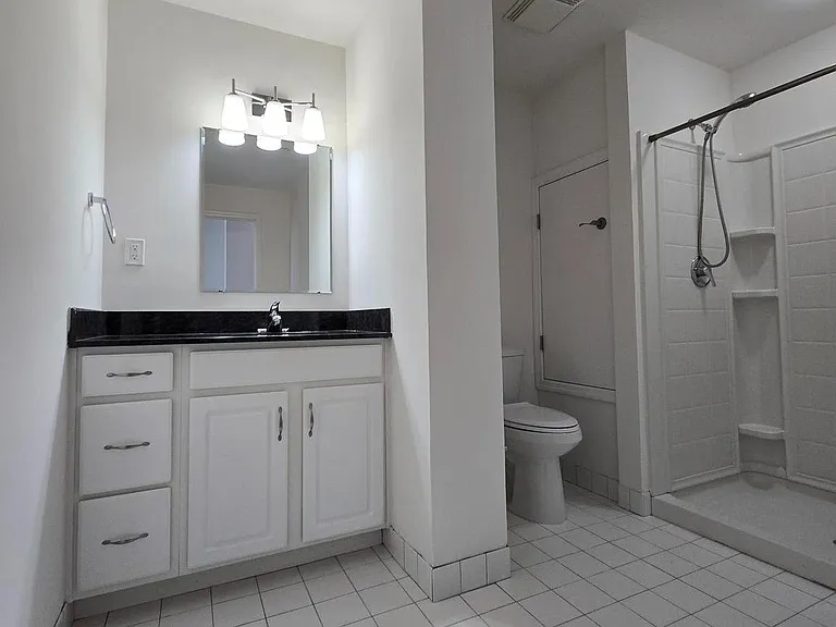4368 Cresson St #302 — Photo 12