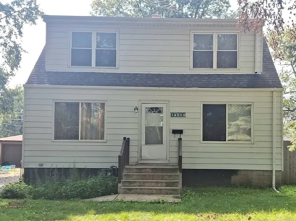 18514 Ridgewood Ave, Lansing, IL 60438