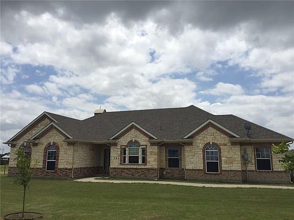 3rd image of 534 Lavon View Dr