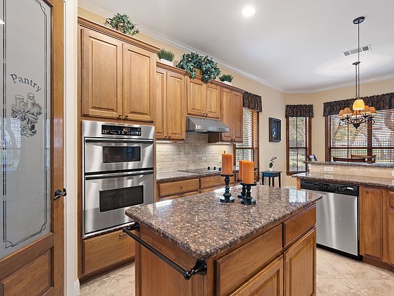 5th image of 41 Tiburon Dr