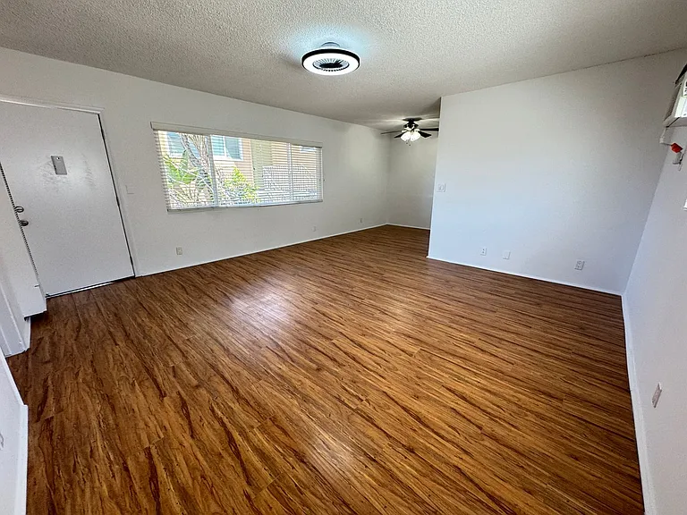 11865 Rochester Ave — Photo 3