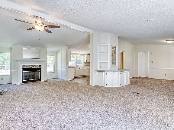 5th image of 7349 New Grove Rd