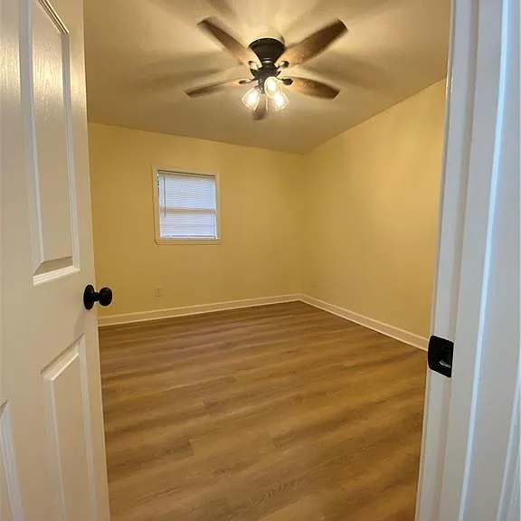 1683 Thornton Pl SW — Photo 11