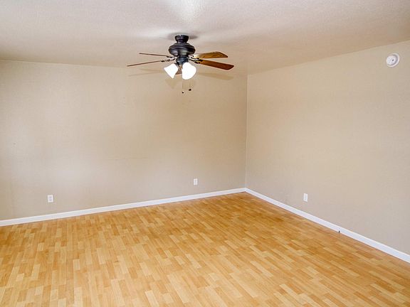 3rd image of 250 W A St