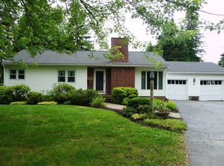 31 Main St, Pepperell, MA 01463