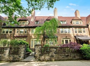 34 Greenway Ter, Forest Hills, NY 11375