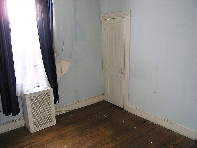 2nd image of 4721 Old York Rd