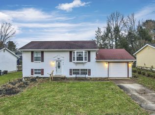 970 Elizabeth Dr, Lancaster, OH 43130