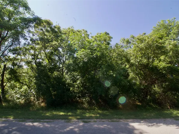 38036 Brookside Dr, Whitney, TX 76692