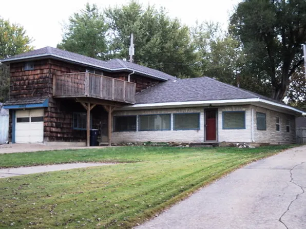 10800 Lakeview Blvd, Raytown, MO 64133