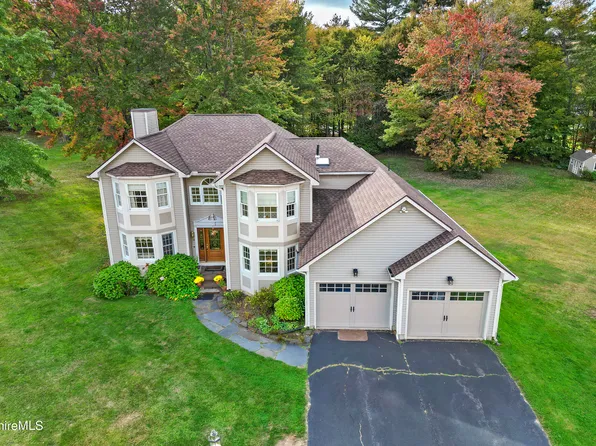 10 Lillybrook Rd, Pittsfield, MA 01201
