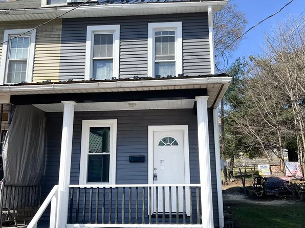 327 Shaw Ave, Lewistown, PA 17044