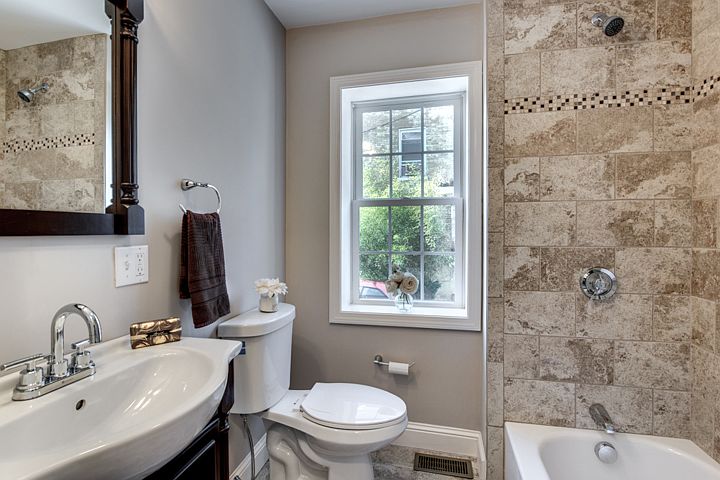 1st image of 19 Pickering St
