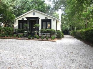 415 Hampton St, Camden, SC 29020