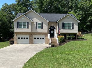 932 Williams Rd NW, Dalton, GA 30721