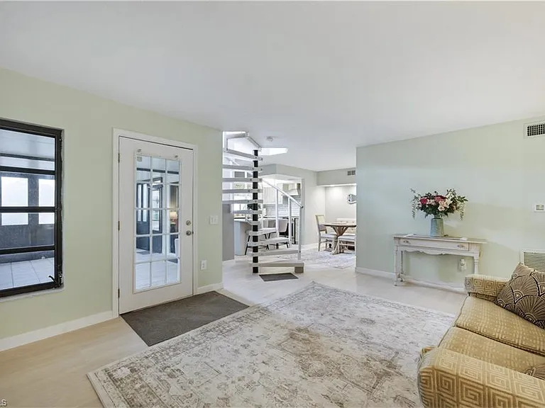 16001 Amberwood Lake Ct #1 — Photo 4