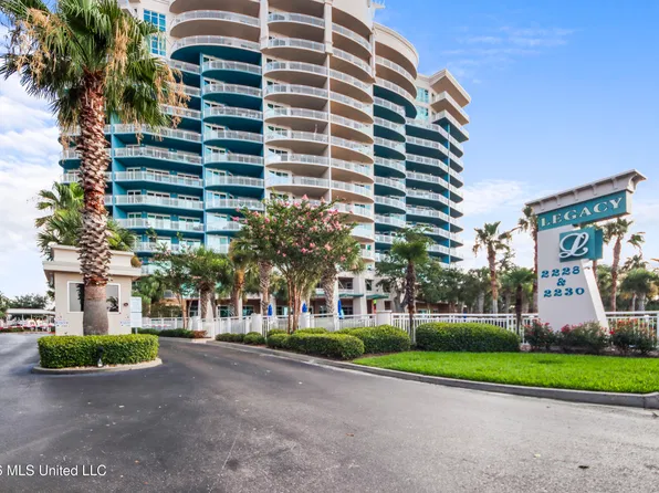 2228 Beach Dr APT 208, Gulfport, MS 39507