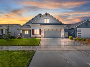 6009 W Riva Capri St, Meridian, ID 83646