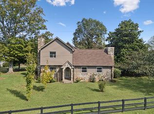 701 Hafner Rd, Charlotte, TN 37036