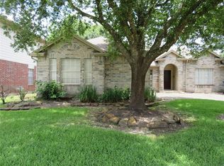22410 Willow Branch Ln, Tomball, TX 77375