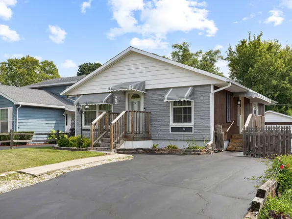 1331 Elm Ave, Round Lake Beach, IL 60073