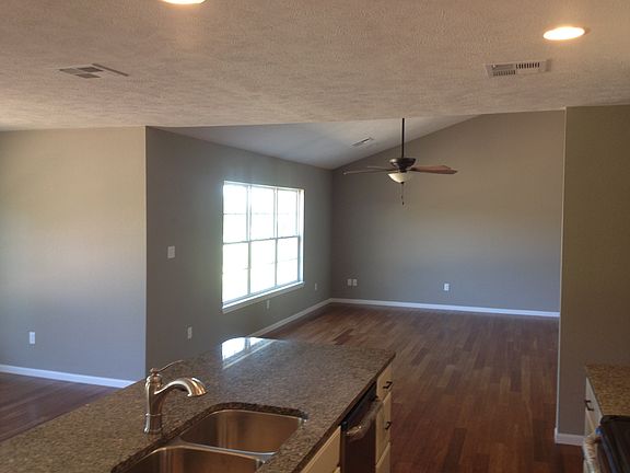 5th image of 30370 Country Club Pl