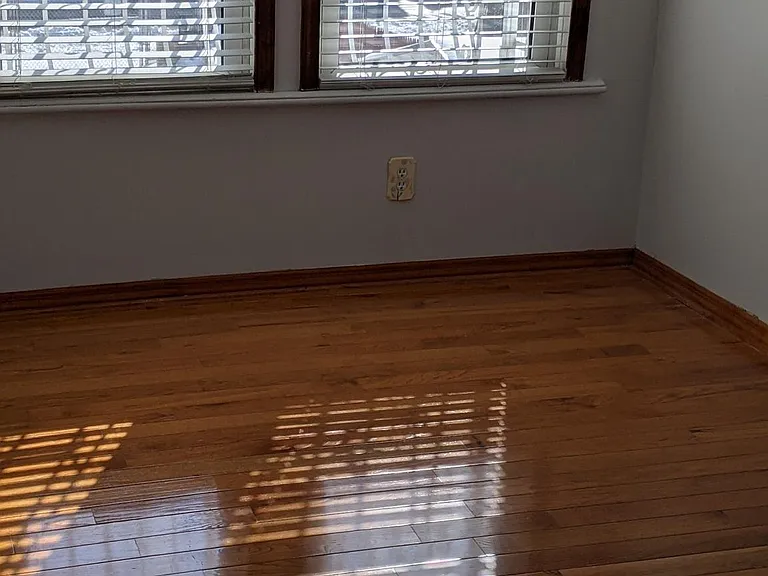 412 Beckett St — Photo 4