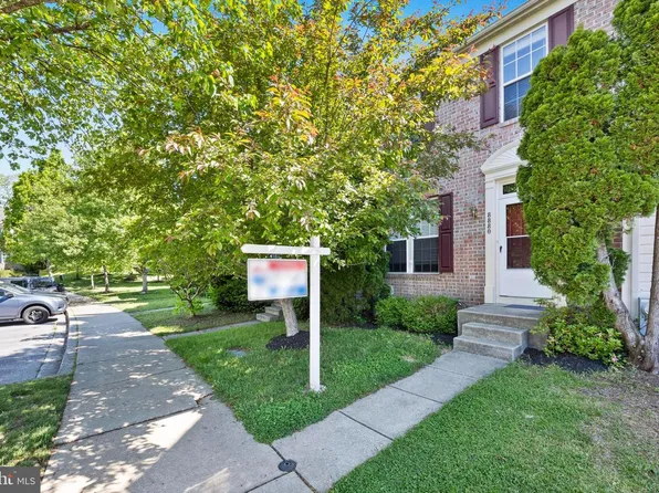 8880 Papillon Dr, Ellicott City, MD 21043