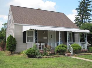 1911 Malcom Dr, Dayton, OH 45420